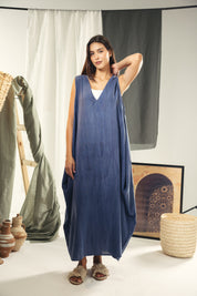 Maxi loose dress in Indigo blue