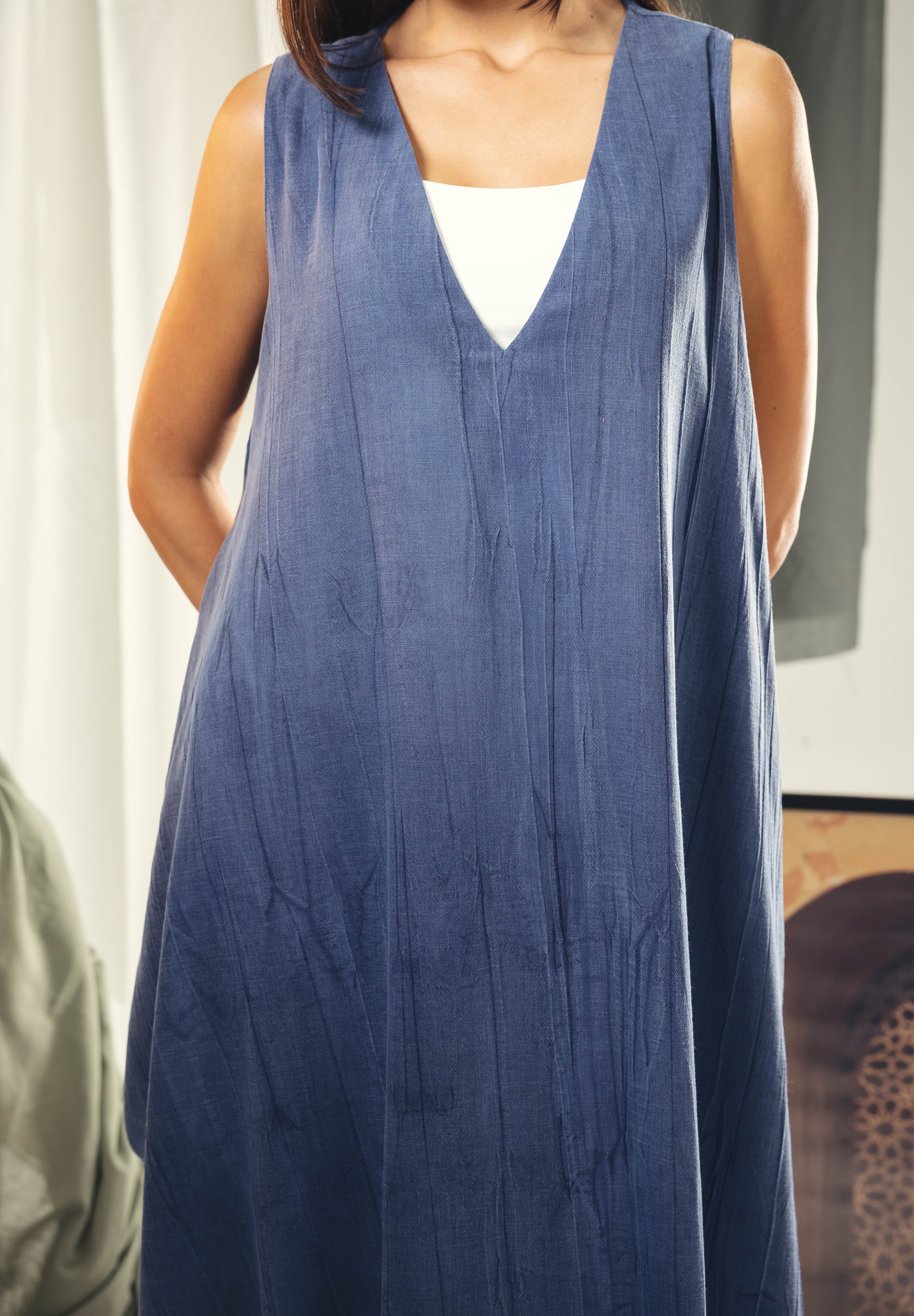 Maxi loose dress in Indigo blue