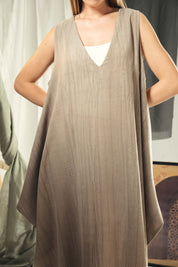 Maxi loose dress in Kaky