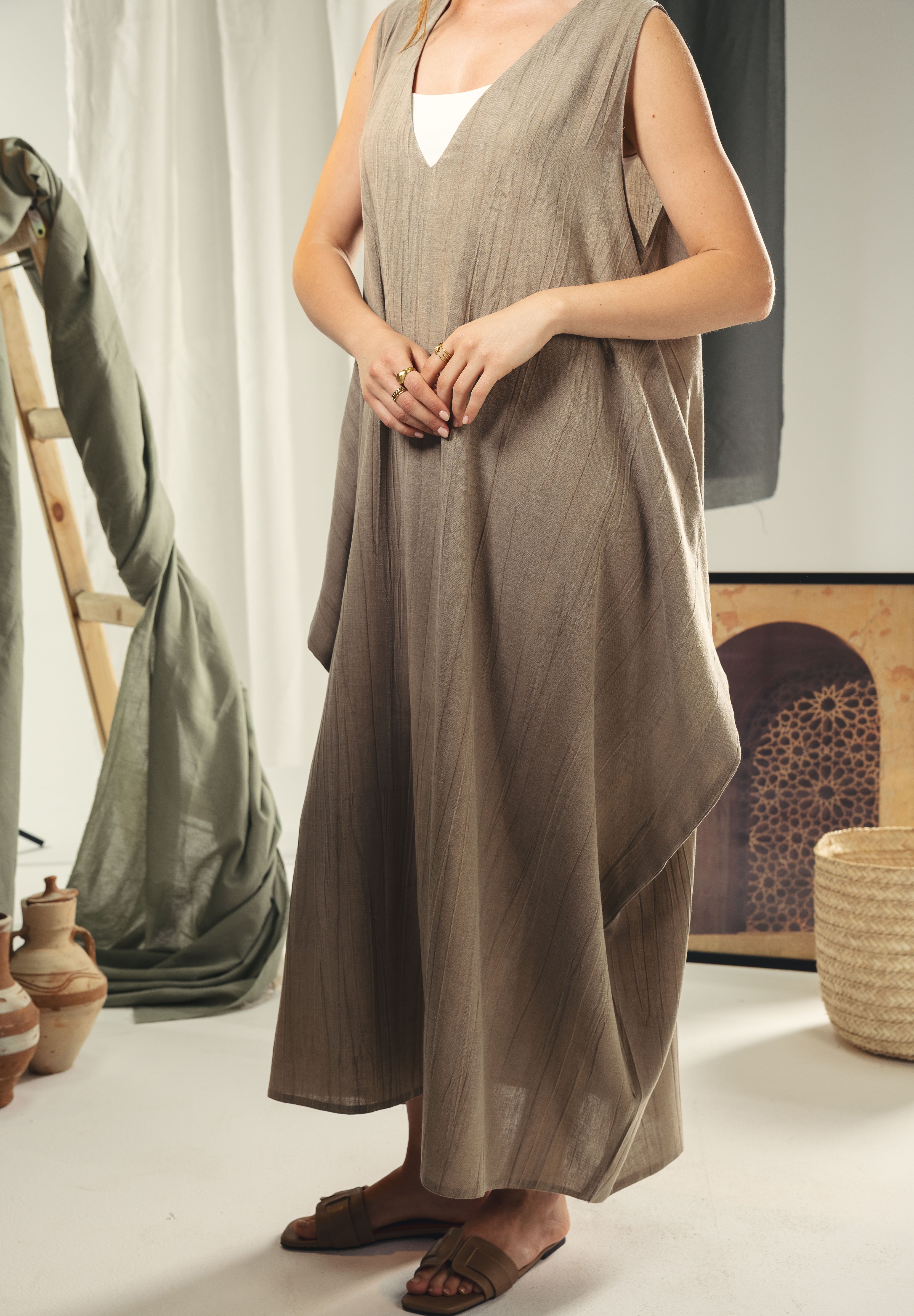 Maxi loose dress in Kaky