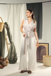 Striped oxford vest with a belt cafe and white strips