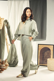 Cropped button up shirt with sleeve detail mint-green