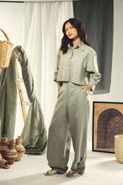 Cropped button up shirt with sleeve detail mint-green