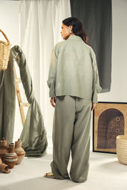 Cropped button up shirt with sleeve detail mint-green