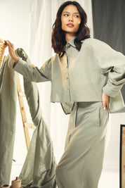 Cropped button up shirt with sleeve detail mint-green