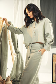 Cropped button up shirt with sleeve detail mint-green