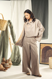 Cropped collared top with unfinshed sleeve details CAFE