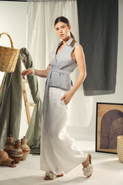 Striped oxford vest with a belt dark grey and white strips