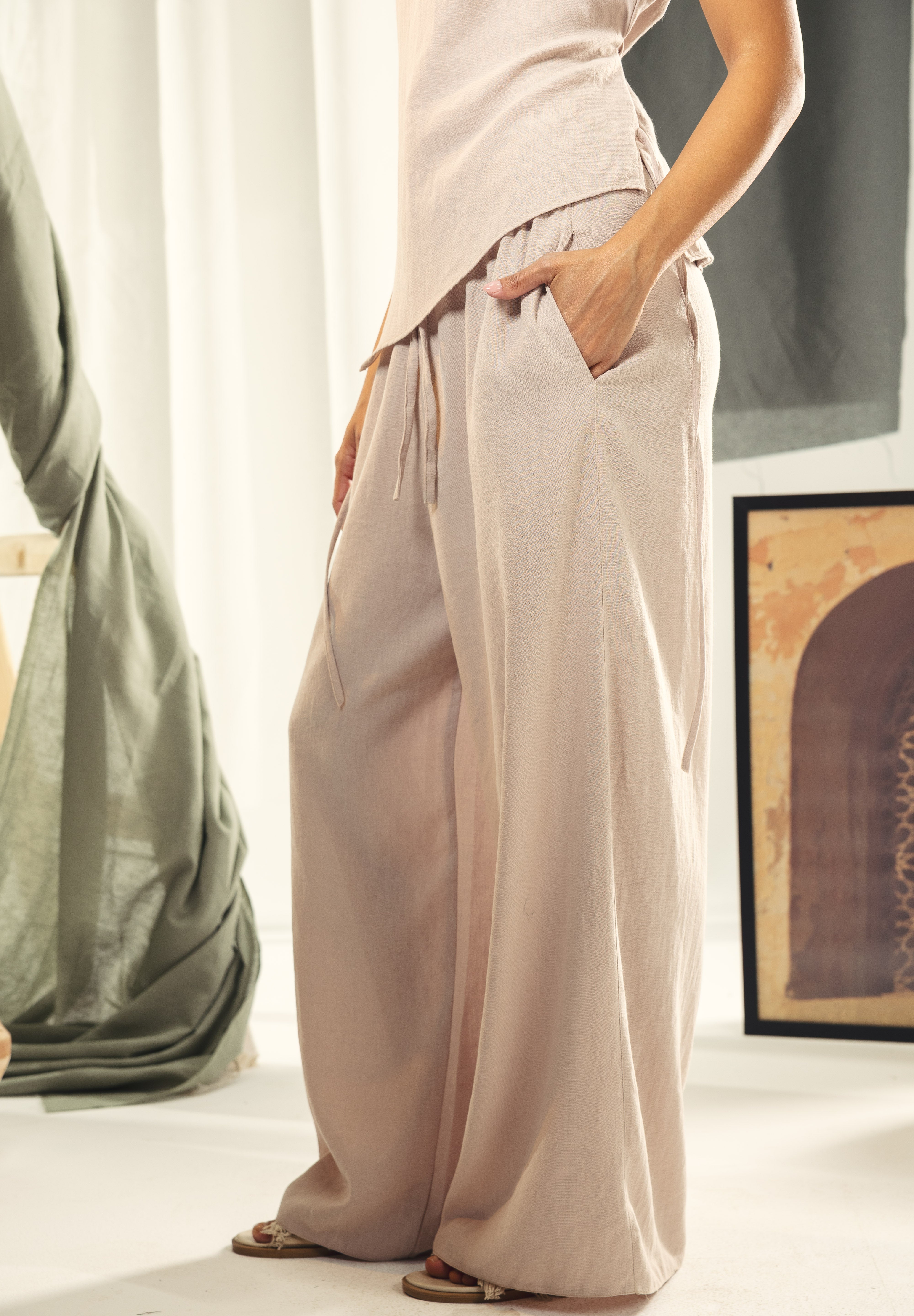 Wide leg linin pants with elastic band Beige