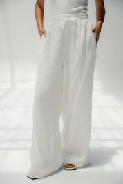 Wide leg pants White