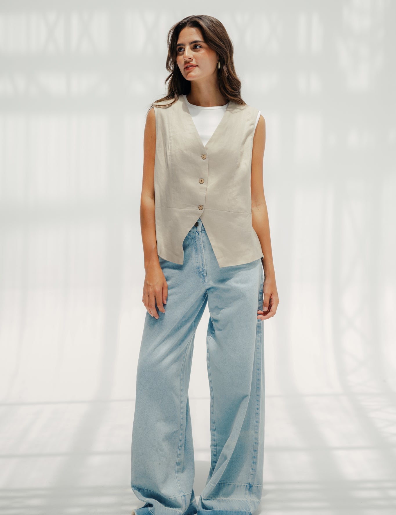 amira-356_5a4bfe9f-9fe4-4989-8585-aa3882fa3a79.jpg