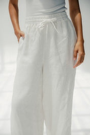 Wide leg pants White