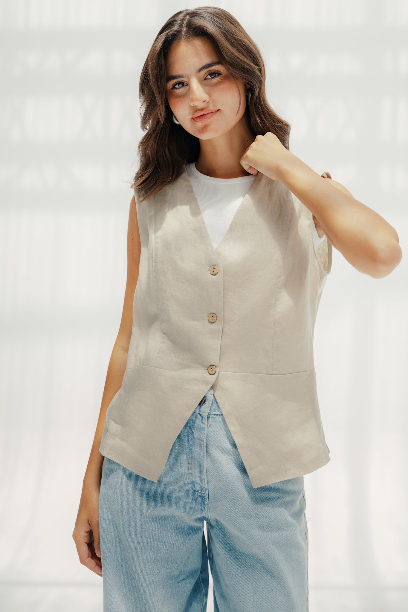 The Nova vest Beige