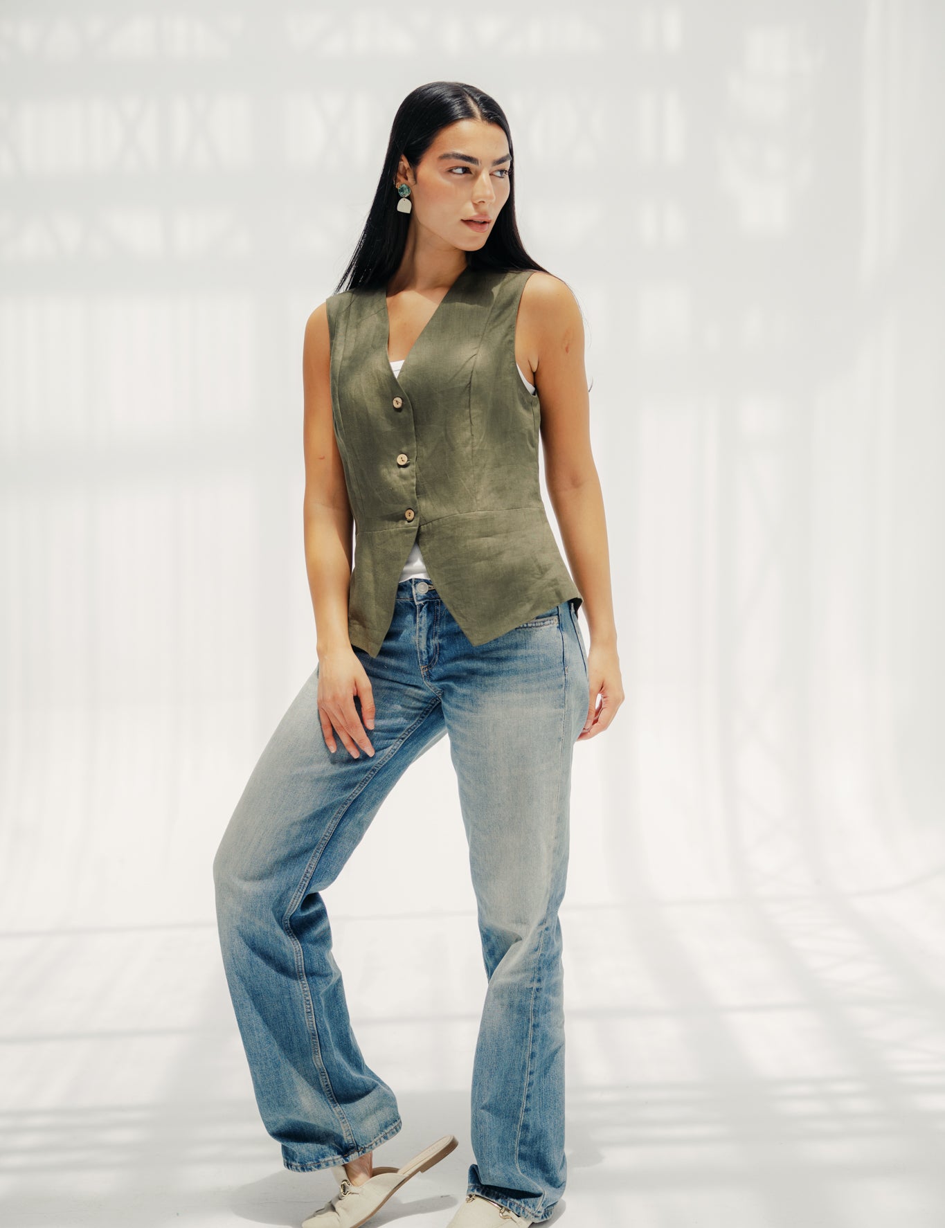 amira-368_360da660-a8cf-4a37-a93c-76cf1168ba60.jpg