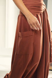 Balloon pants with a waist band and a scarf Orange