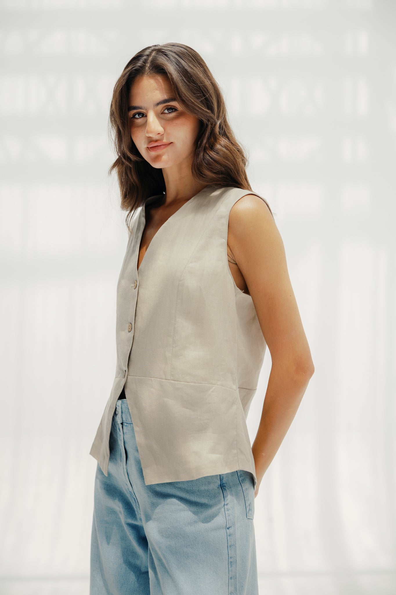 The Nova vest Beige