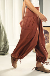 Balloon pants with a waist band and a scarf Orange