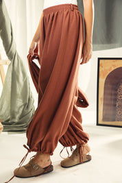 Balloon pants with a waist band and a scarf Orange