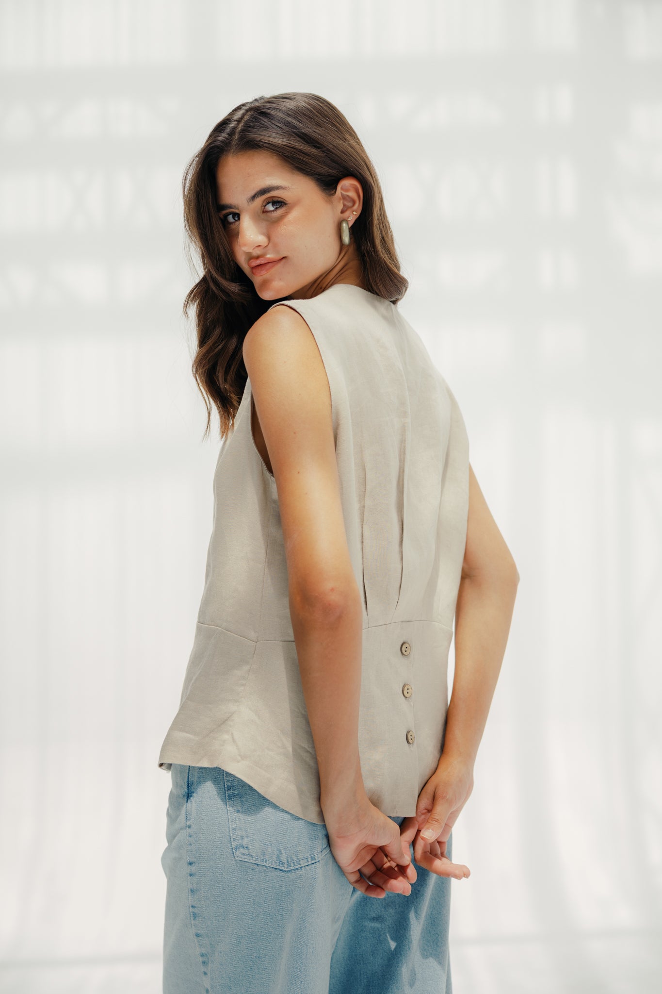 The Nova vest Beige