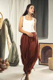 Balloon pants with a waist band and a scarf Orange