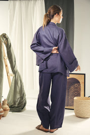 Cardigan with a cut in the sides and collars with curved ends Indigo blue