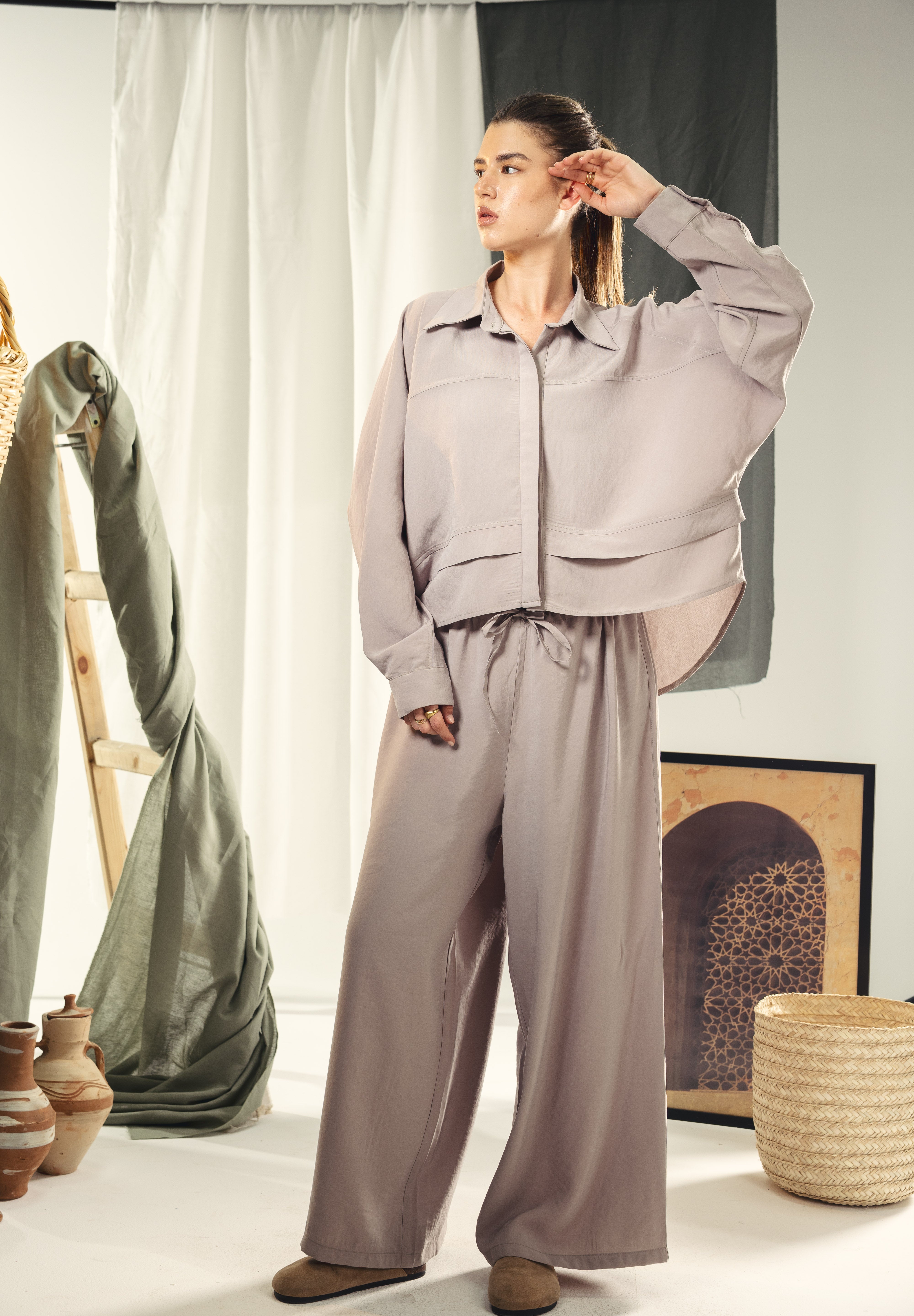 Copra button up shirt with seams and cuts comfy fit Grey
