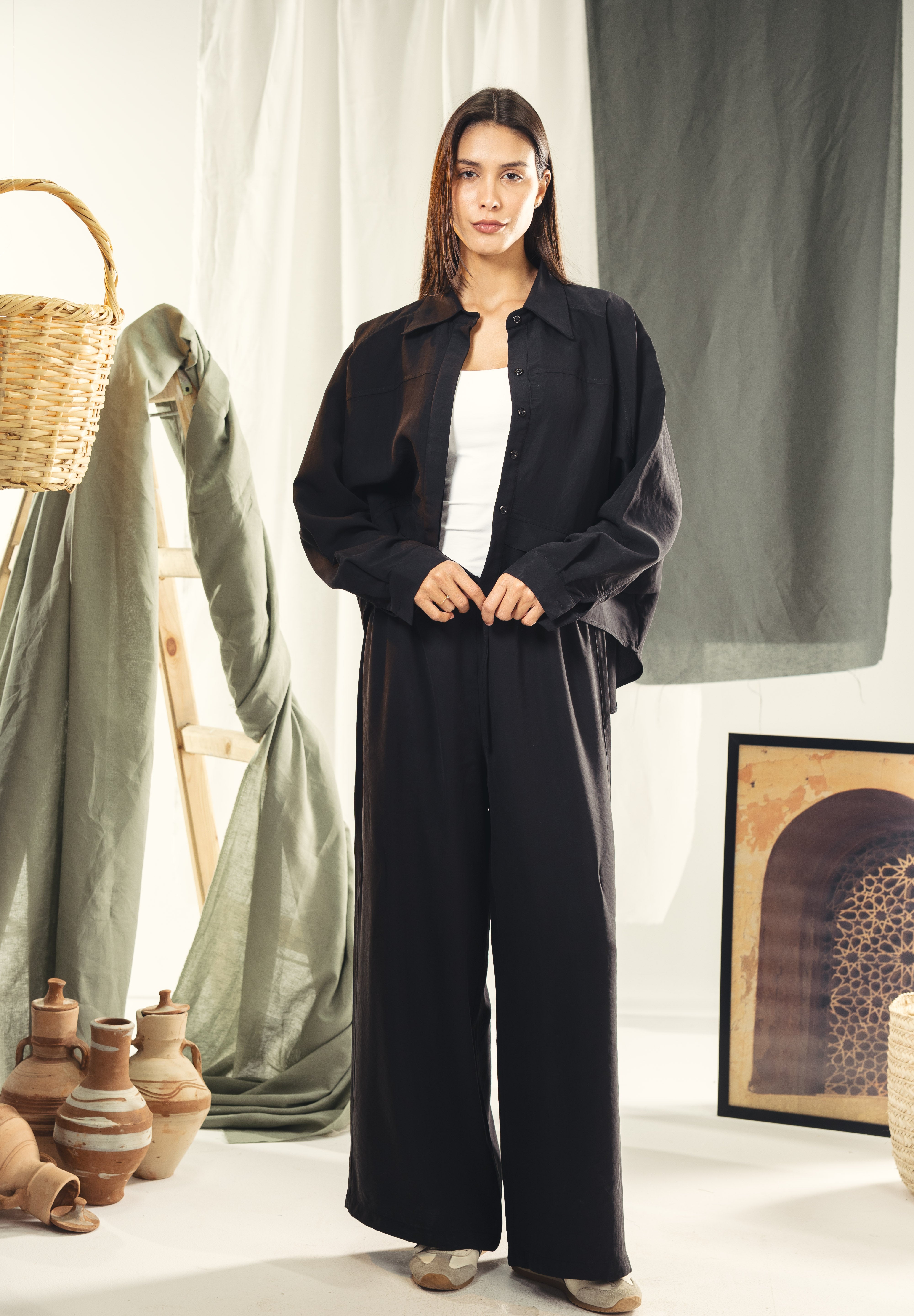 Copra button up shirt with seams and cuts comfy fit Black
