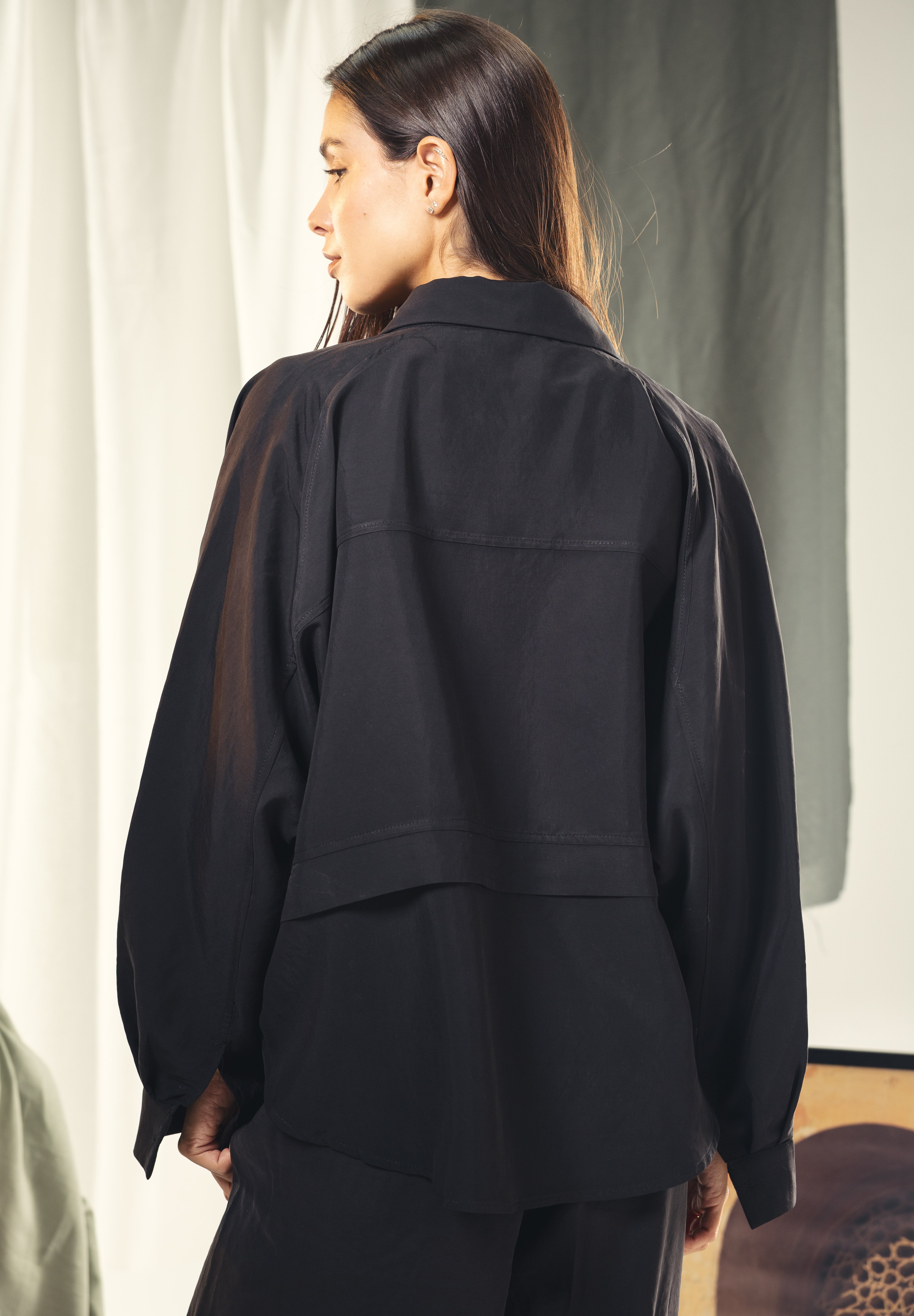 Copra button up shirt with seams and cuts comfy fit Black
