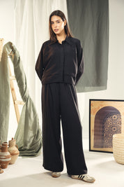 Copra button up shirt with seams and cuts comfy fit Black