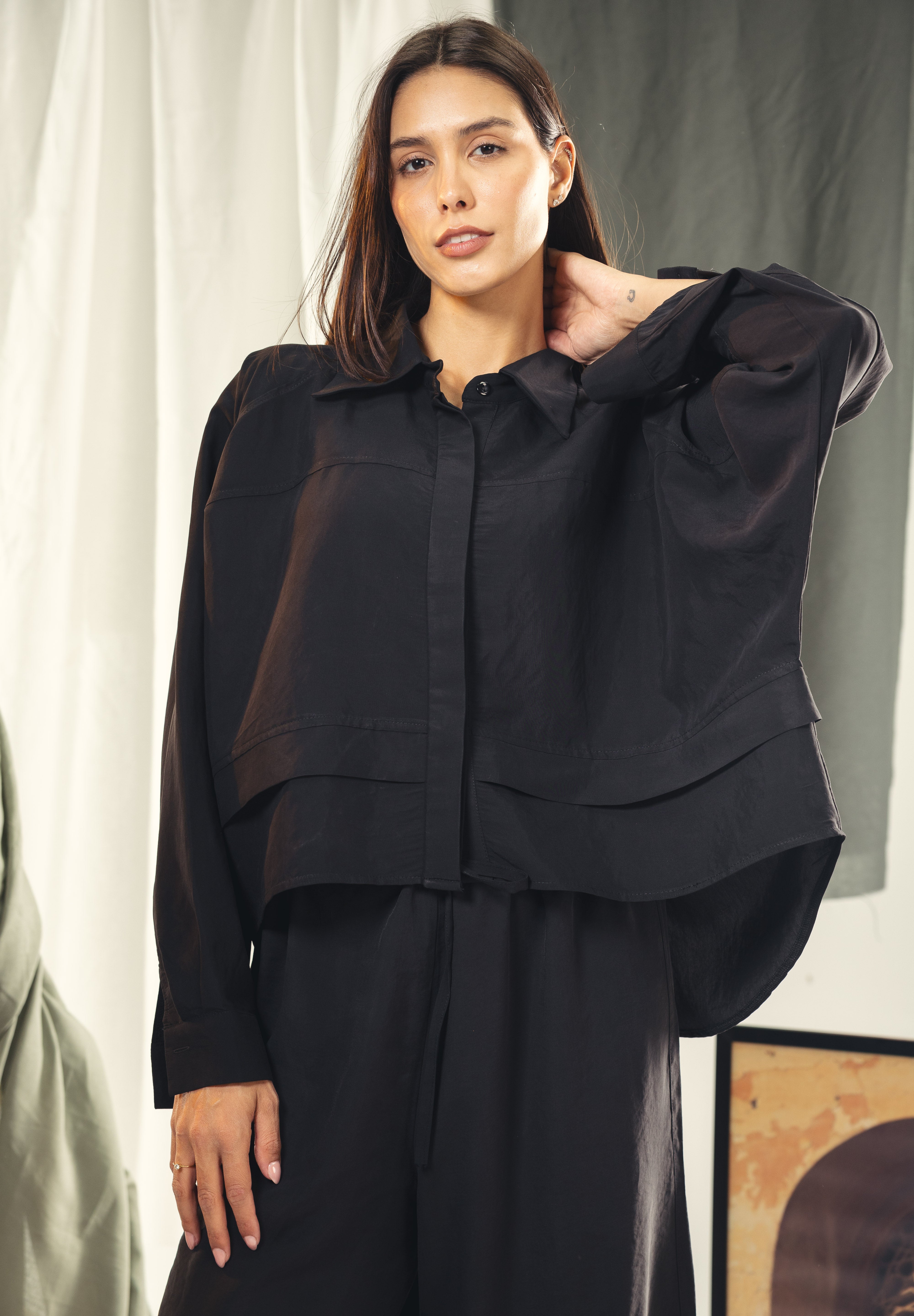 Copra button up shirt with seams and cuts comfy fit Black