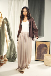 Balloon pants with a waist band and a scarf Beige