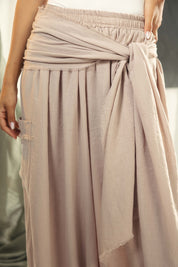 Balloon pants with a waist band and a scarf Beige