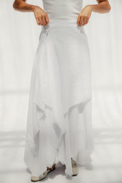 A Flowy skirt with different lengths White