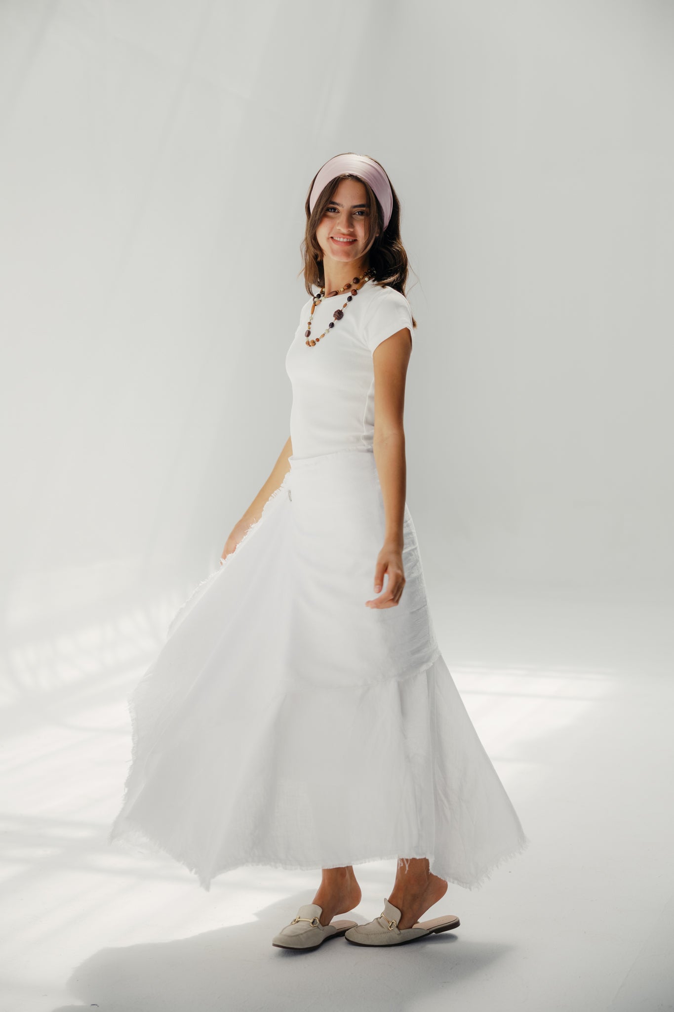 A Flowy skirt with different lengths White