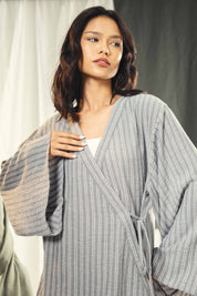 Striped Relaxed-Fit Cardigan with Wide Sleeves Grey