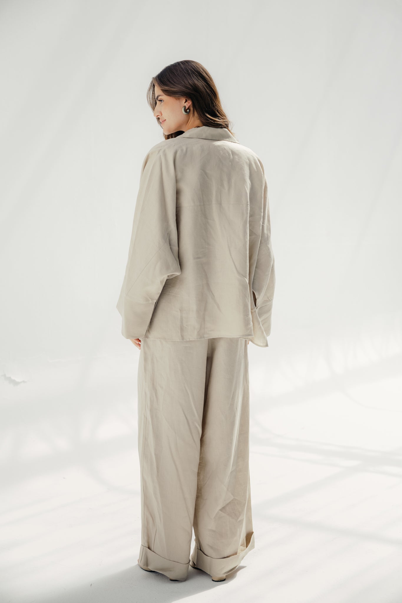 The day break shirt Beige