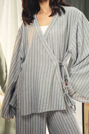 Striped Relaxed-Fit Cardigan with Wide Sleeves Grey