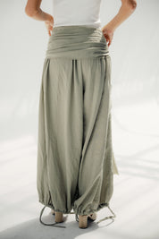 Balloon pants with a waist band and a scarf light olive