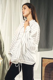 oversized striped shirt with back straw string White & Black
