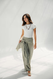 Balloon pants with a waist band and a scarf light olive