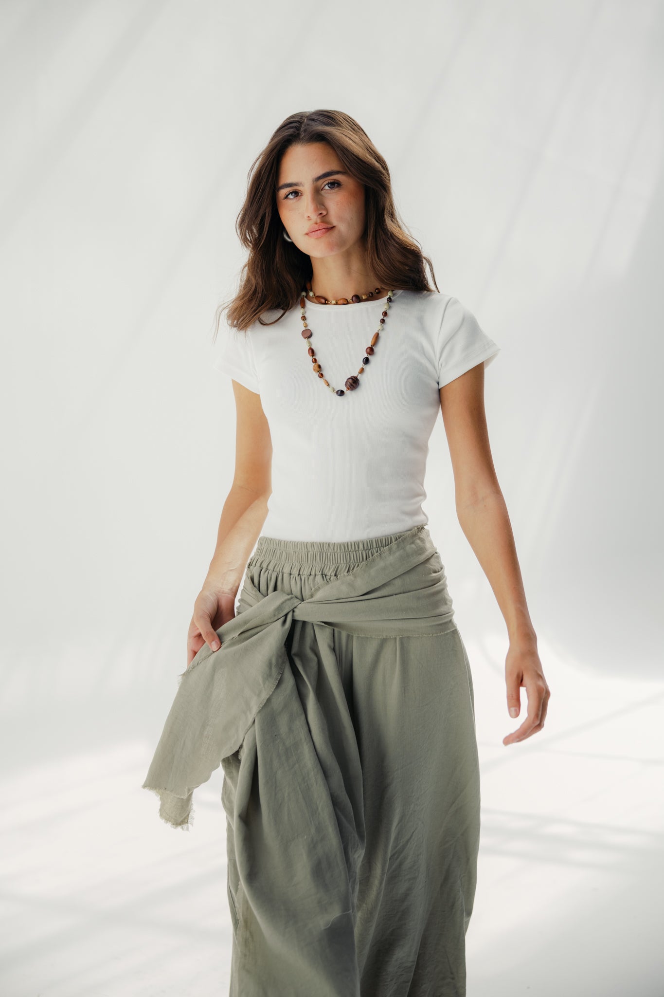 Balloon pants with a waist band and a scarf light olive
