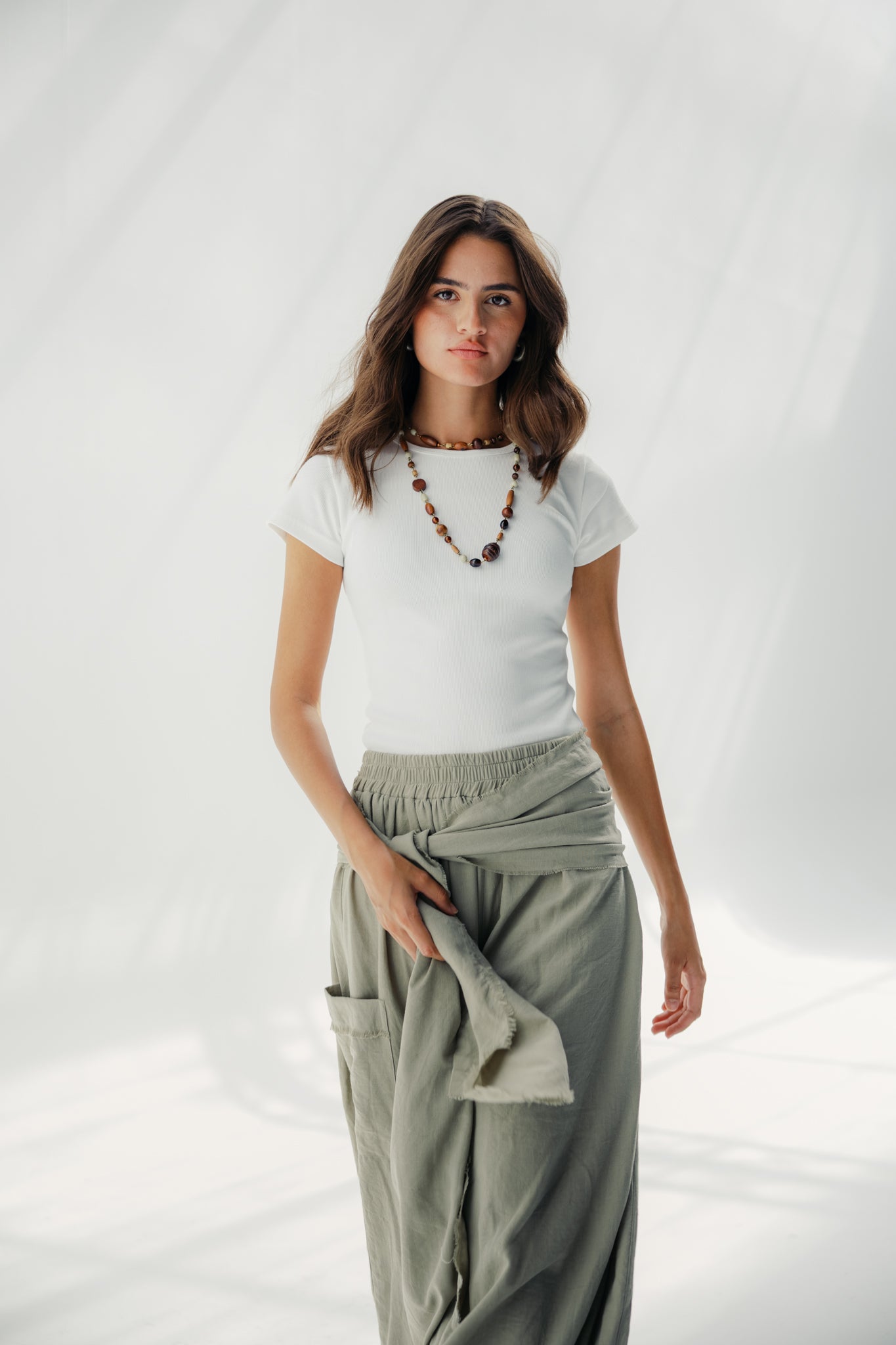 Balloon pants with a waist band and a scarf light olive
