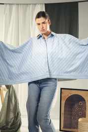 oversized striped shirt with back straw string Blue & White