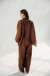 Aslightly Balloon pants with cuts and seams Light Brown