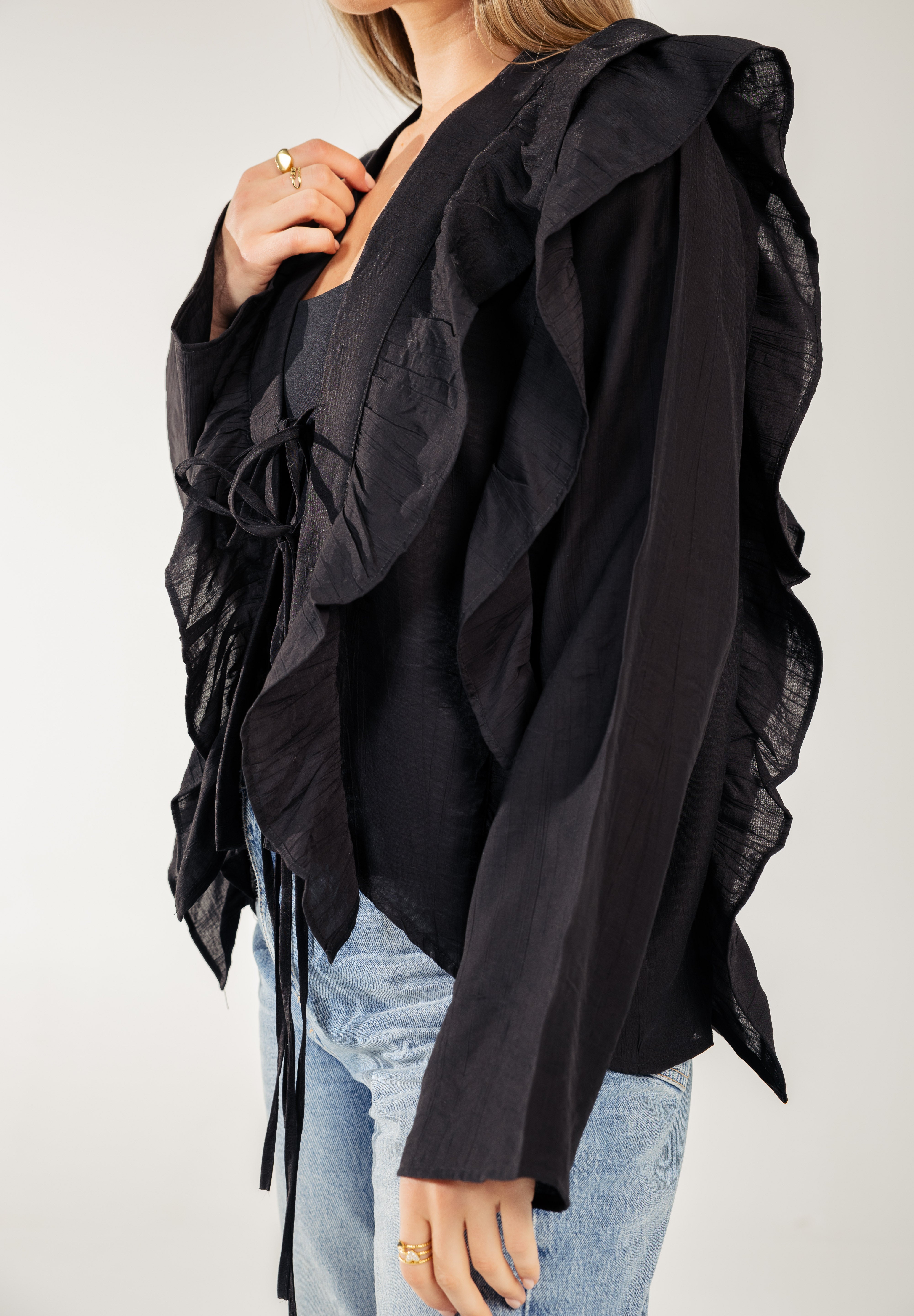 Breezy Ruffle Cardigan BLACK