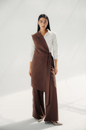 The Elara vest Brown