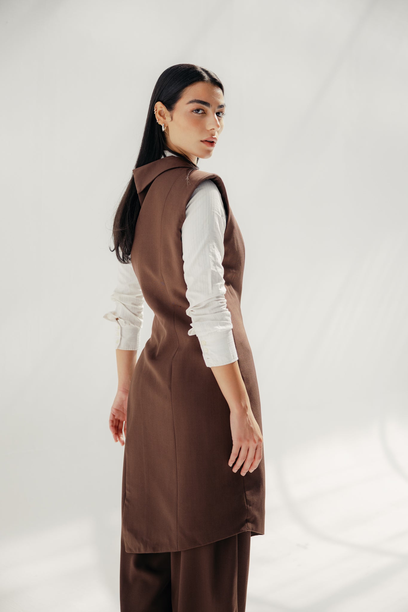 The Elara vest Brown
