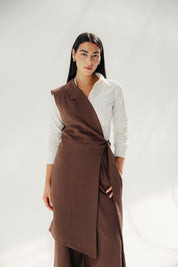 The Elara vest Brown