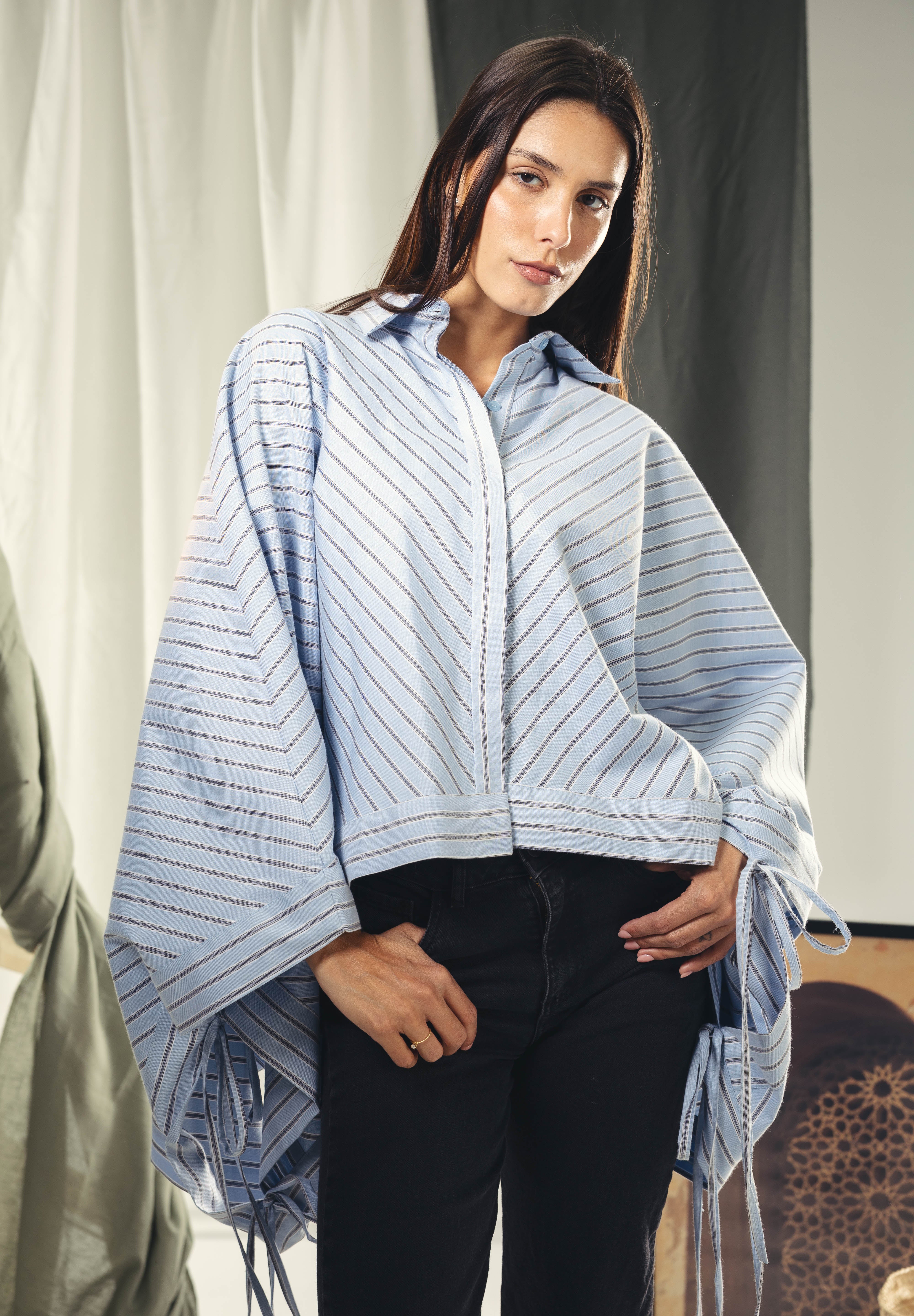 oversized striped shirt with back straw string baby blue and dark grey