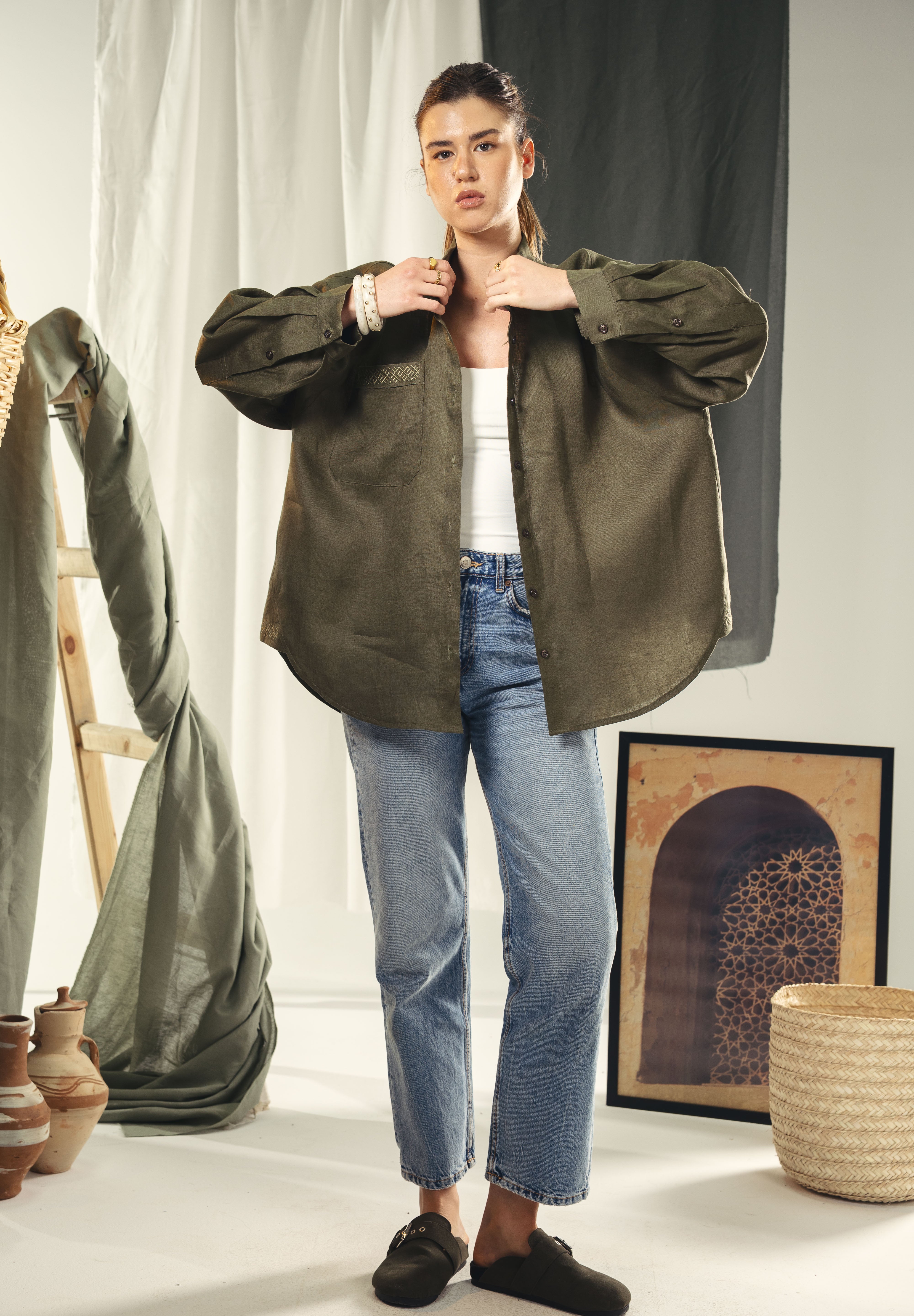 Oversized embroidered shirt olive green